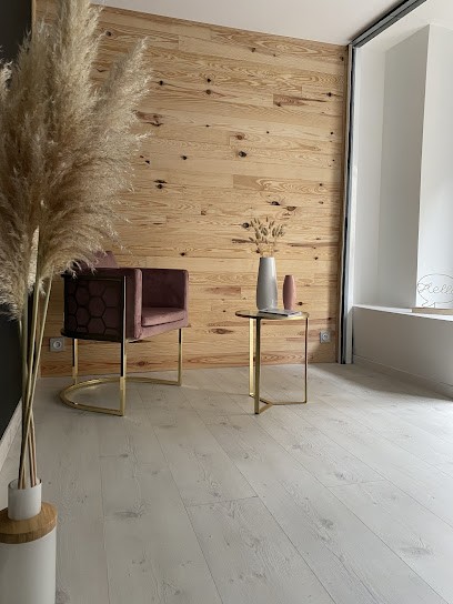 La Villa Skinea, Centre d'Épilation à Cubnezais