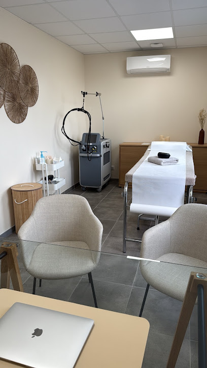 Définitive Esthétique Médicale, Centre D'épilation à Lacanau